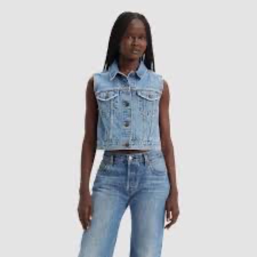 Levi's Denim Vest Size Large / Target